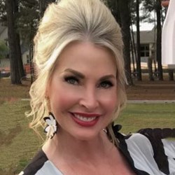 Theresa Schoenthaler